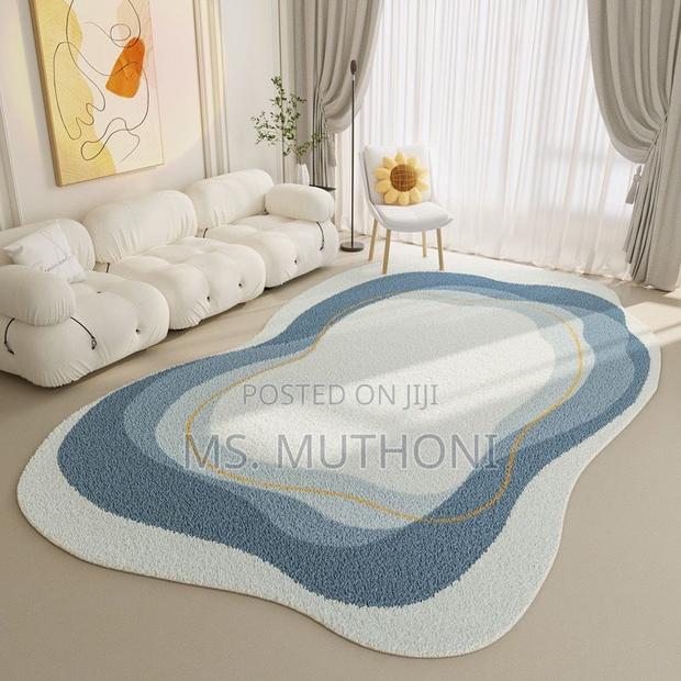 Irregular-Shaped Modern Abstract Area Rug, (80cm*120cm)