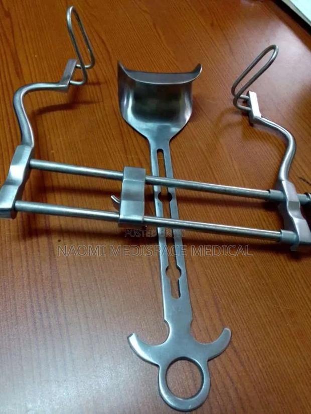Quality Self Retraining Retractor