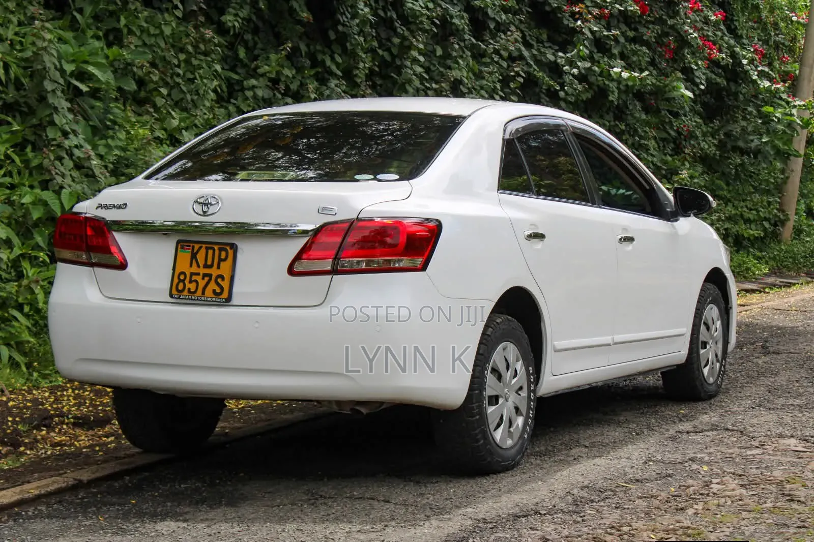 Toyota Premio 2017 White