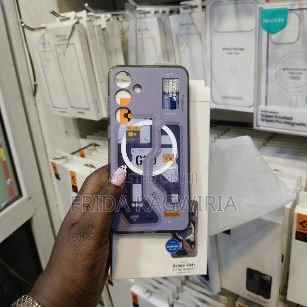 Spigen Back Cover for Samsung S24+ - thumbnail 3
