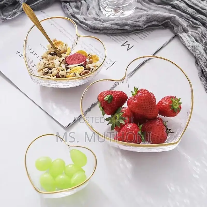 3 PCS Love  Shaped Golden Trim Hammered Pattern Glass Salad Bowls