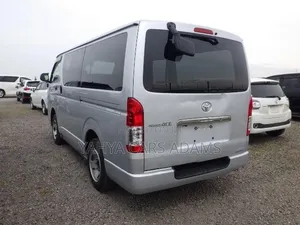 Toyota HiAce 2020 Silver