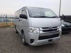 Toyota HiAce 2020 Silver