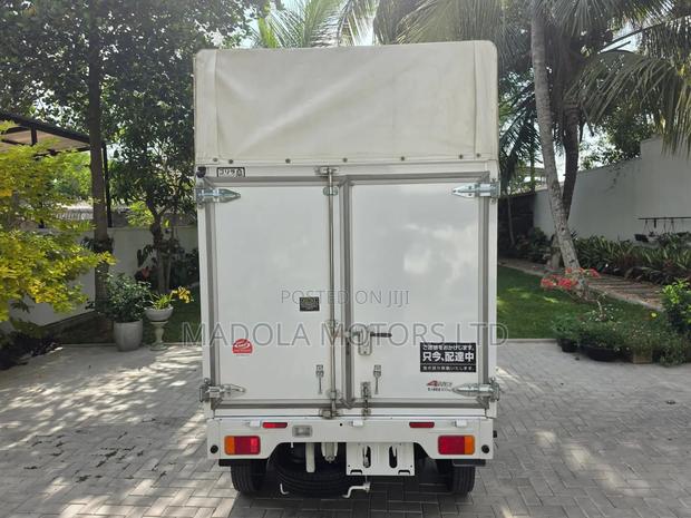 Suzuki Carry 2019 White - thumbnail 12