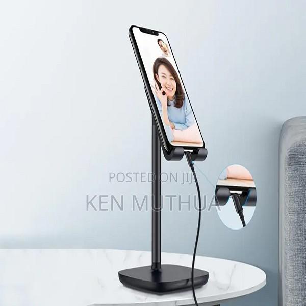 Ugreen Lp177 Adjustable Desk Cell Phone Stand