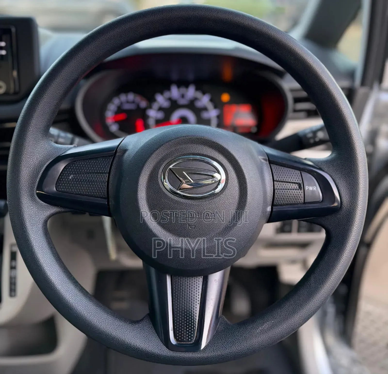 Daihatsu Move 2019 Silver