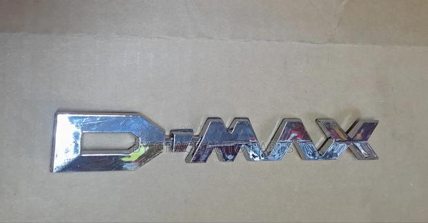 D- Max Emblem - main view
