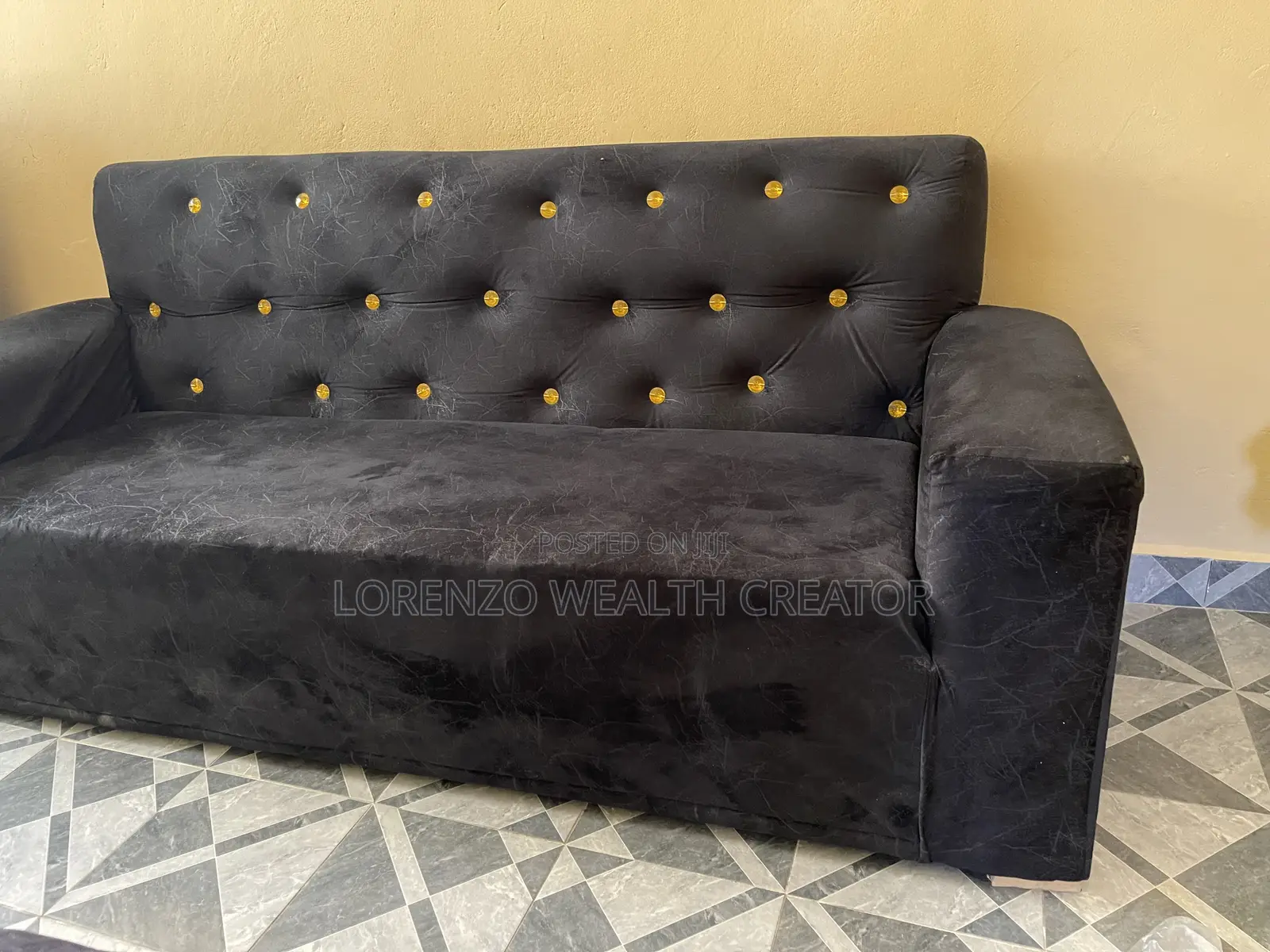 4 Sitter Sofa Couch