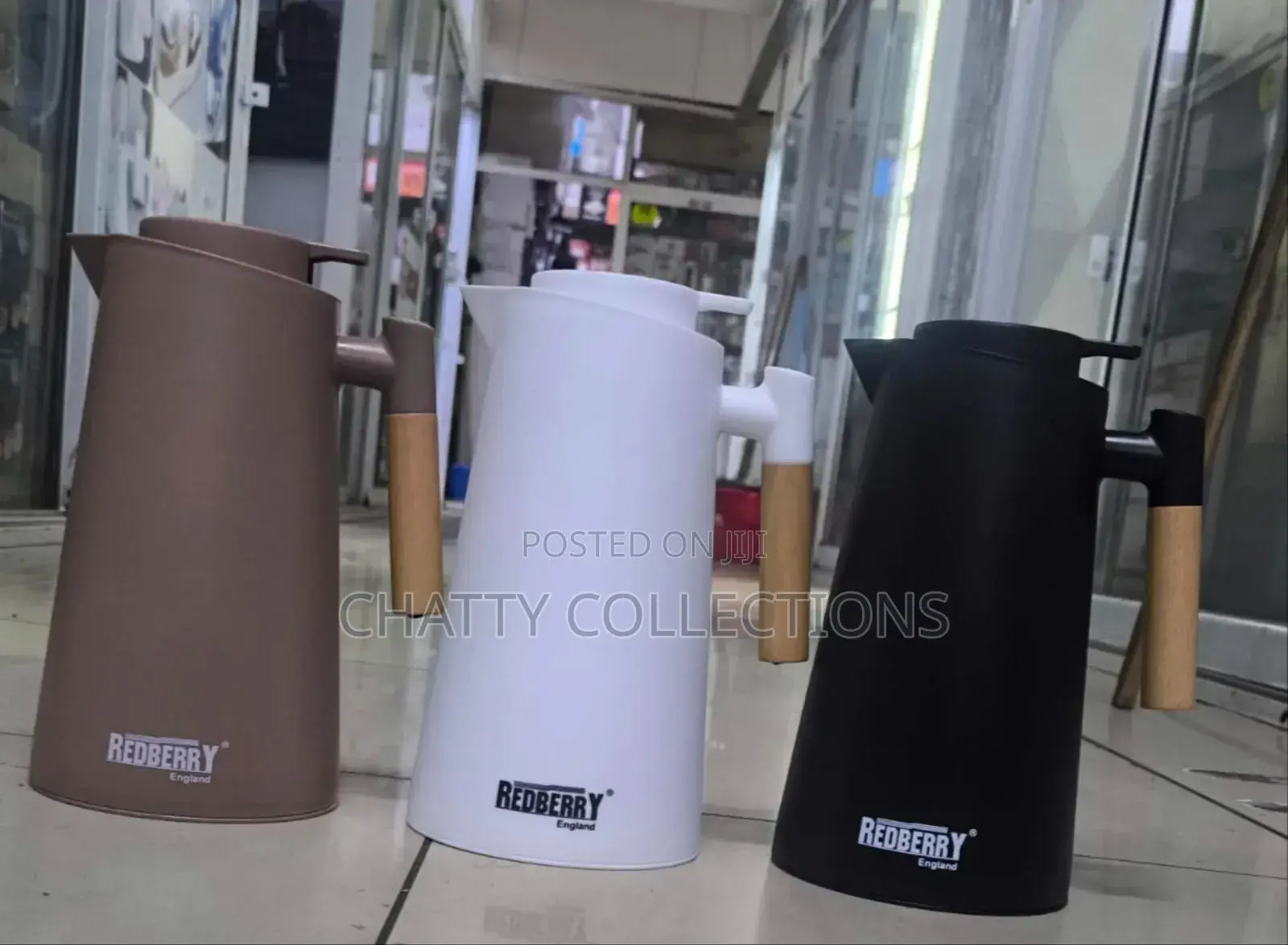 One Litre Red Berry Flask With Bamboo Handle