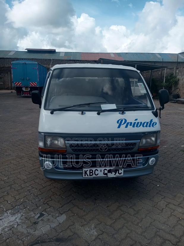 Toyota HiAce 2007 White - thumbnail 4