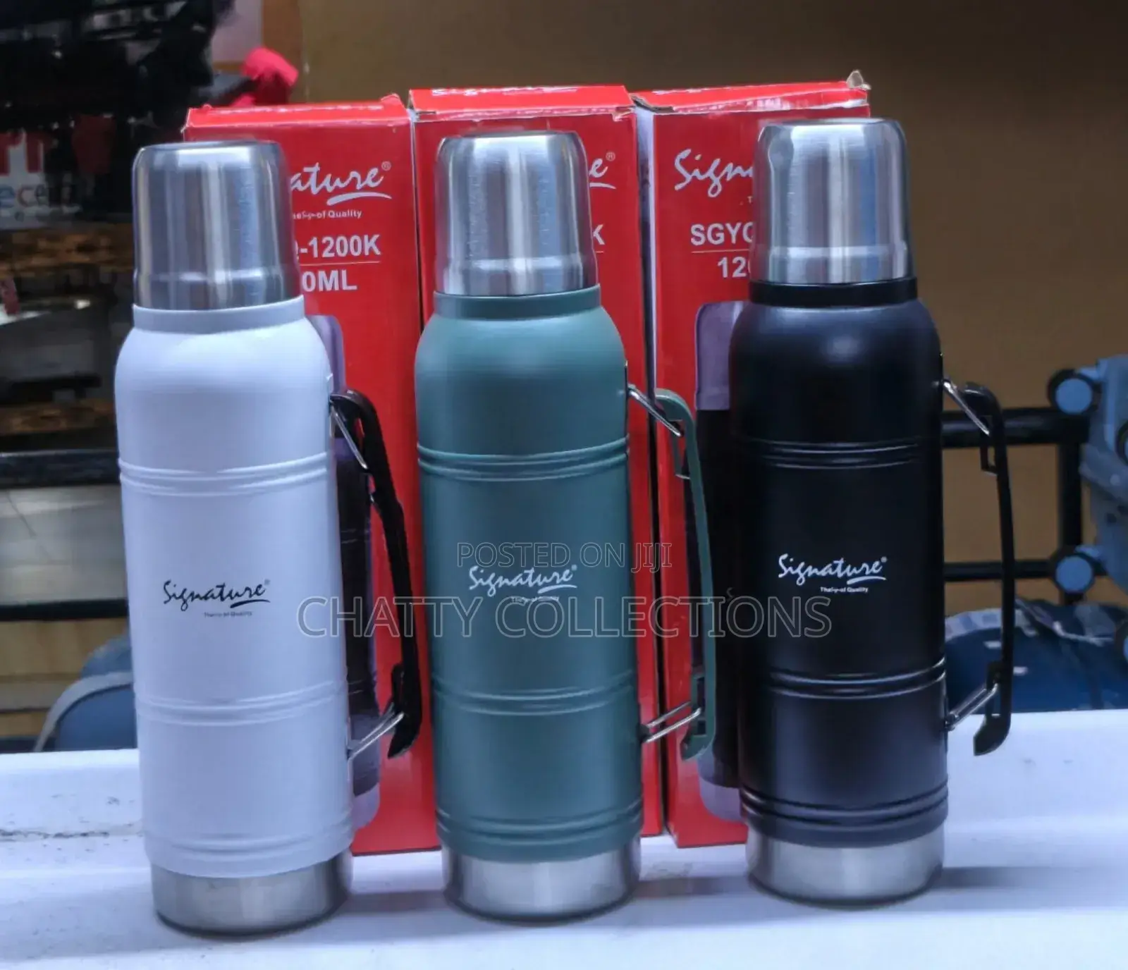 1.2 Litres Signature Flask With a Stainless Steel Mug