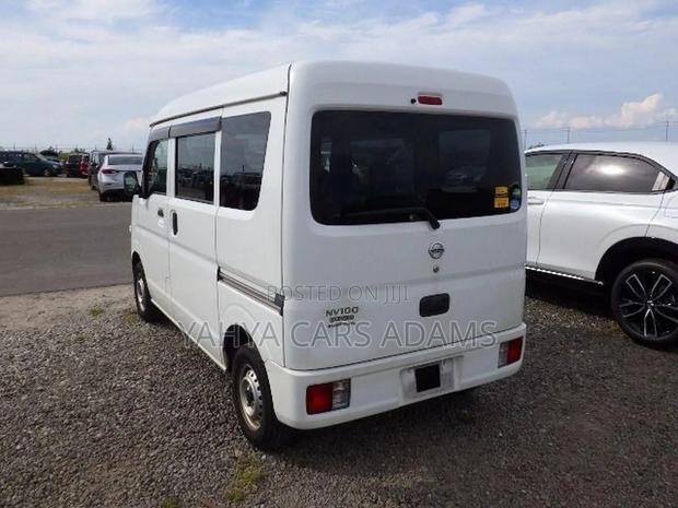 Nissan Clipper 2018 White - thumbnail 2