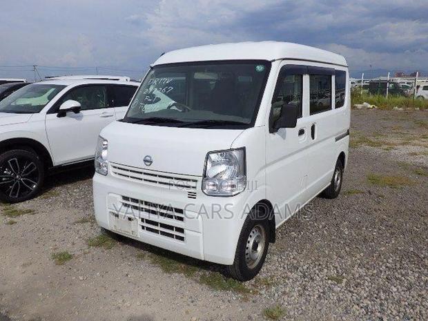 Nissan Clipper 2018 White - thumbnail 4