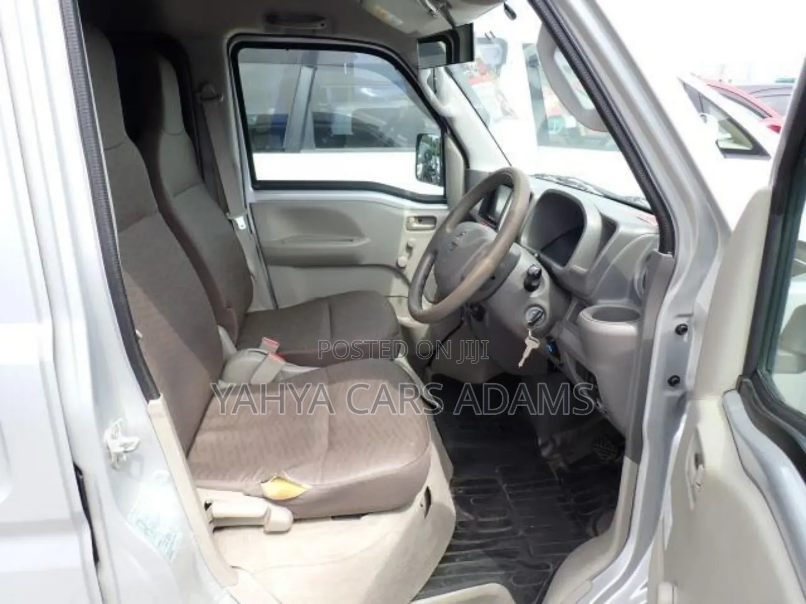 Nissan Clipper 2019 Silver