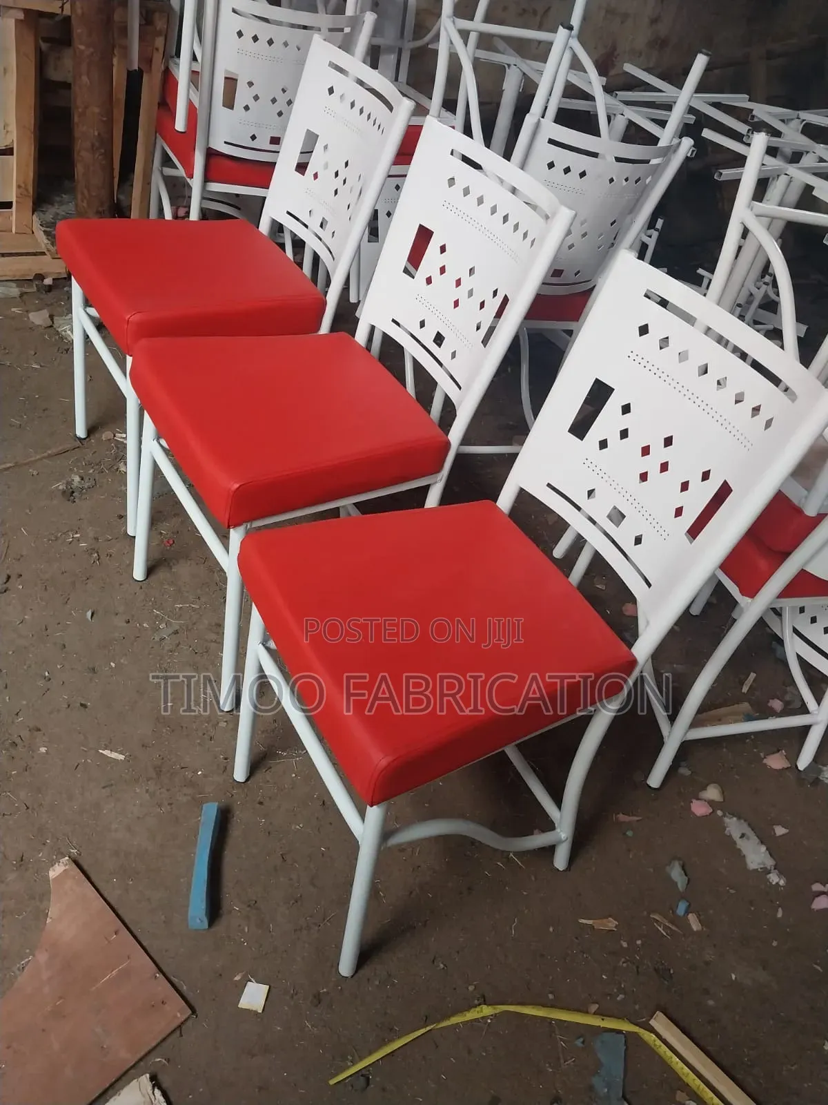 Restaurant Red And White Seat With Backrest Design