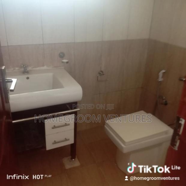 5bdrm Maisonette in Parklands for rent - thumbnail 2