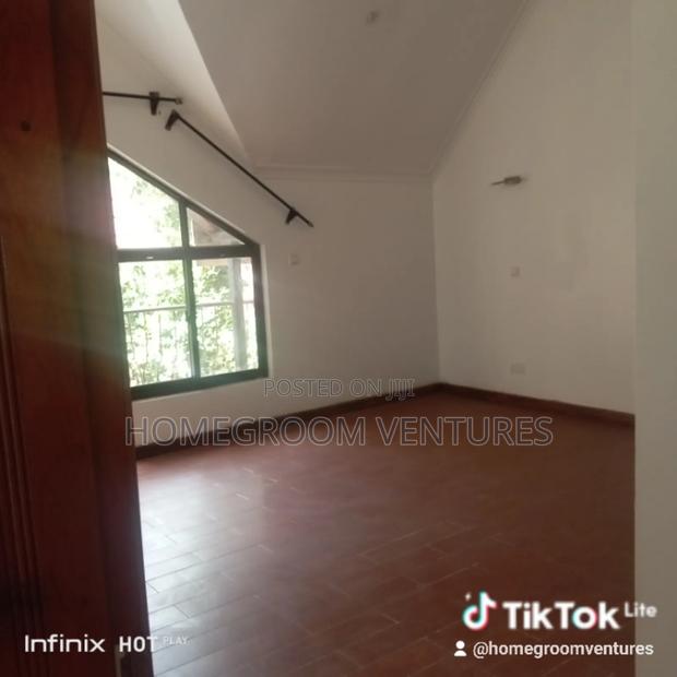 5bdrm Maisonette in Parklands for rent - thumbnail 3