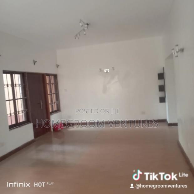 5bdrm Maisonette in Parklands for rent - thumbnail 5