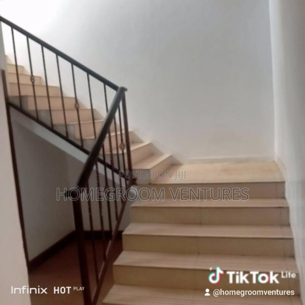 5bdrm Maisonette in Parklands for rent - thumbnail 6