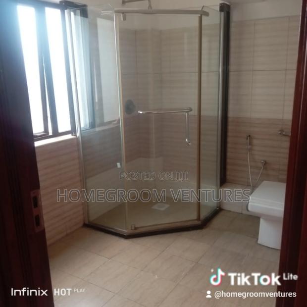 5bdrm Maisonette in Parklands for rent - thumbnail 9