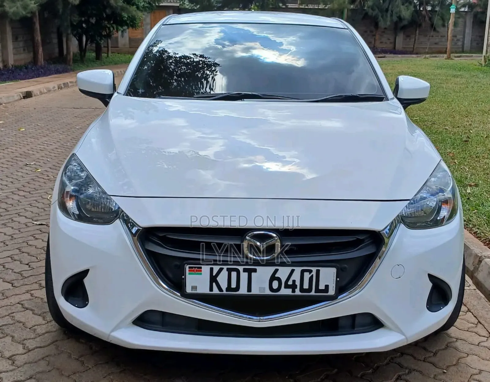 Mazda Demio 2018 White