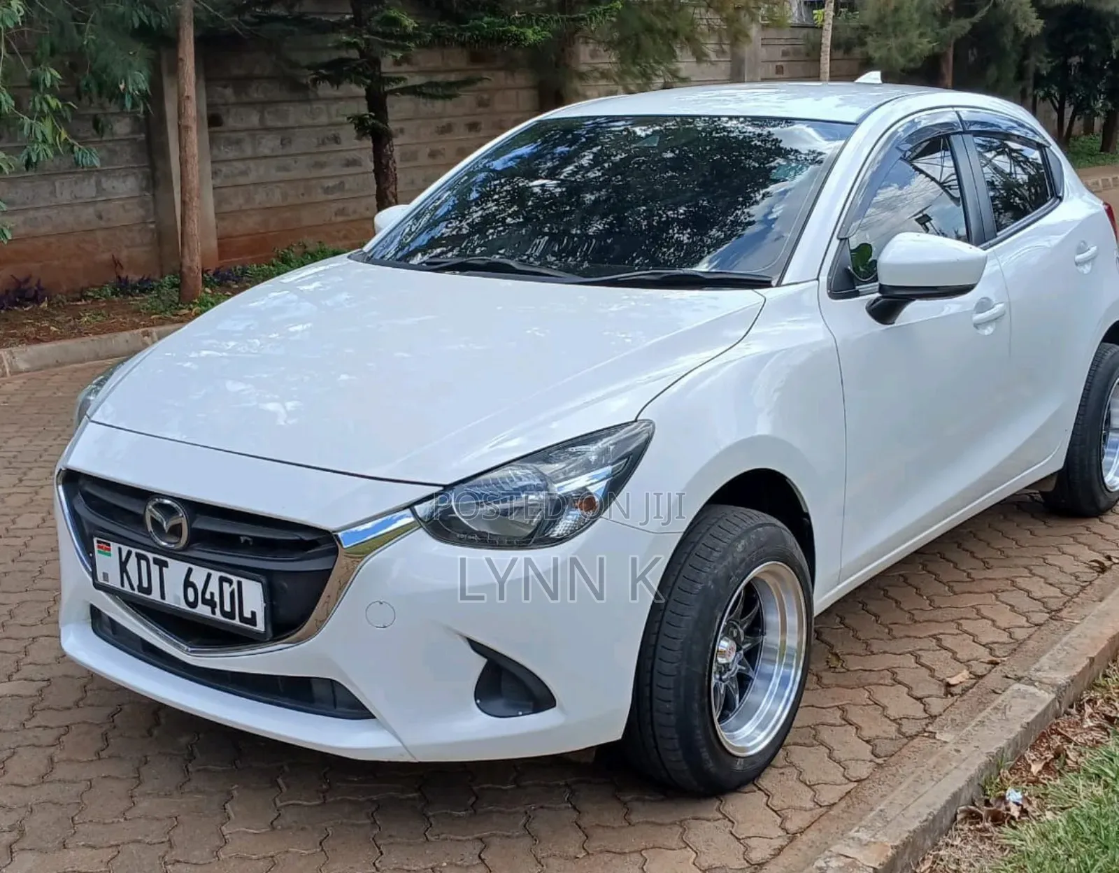 Mazda Demio 2018 White