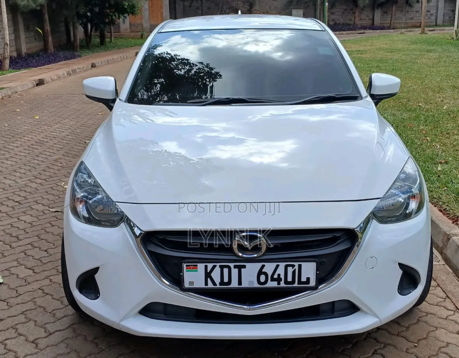 Mazda Demio 2018 White