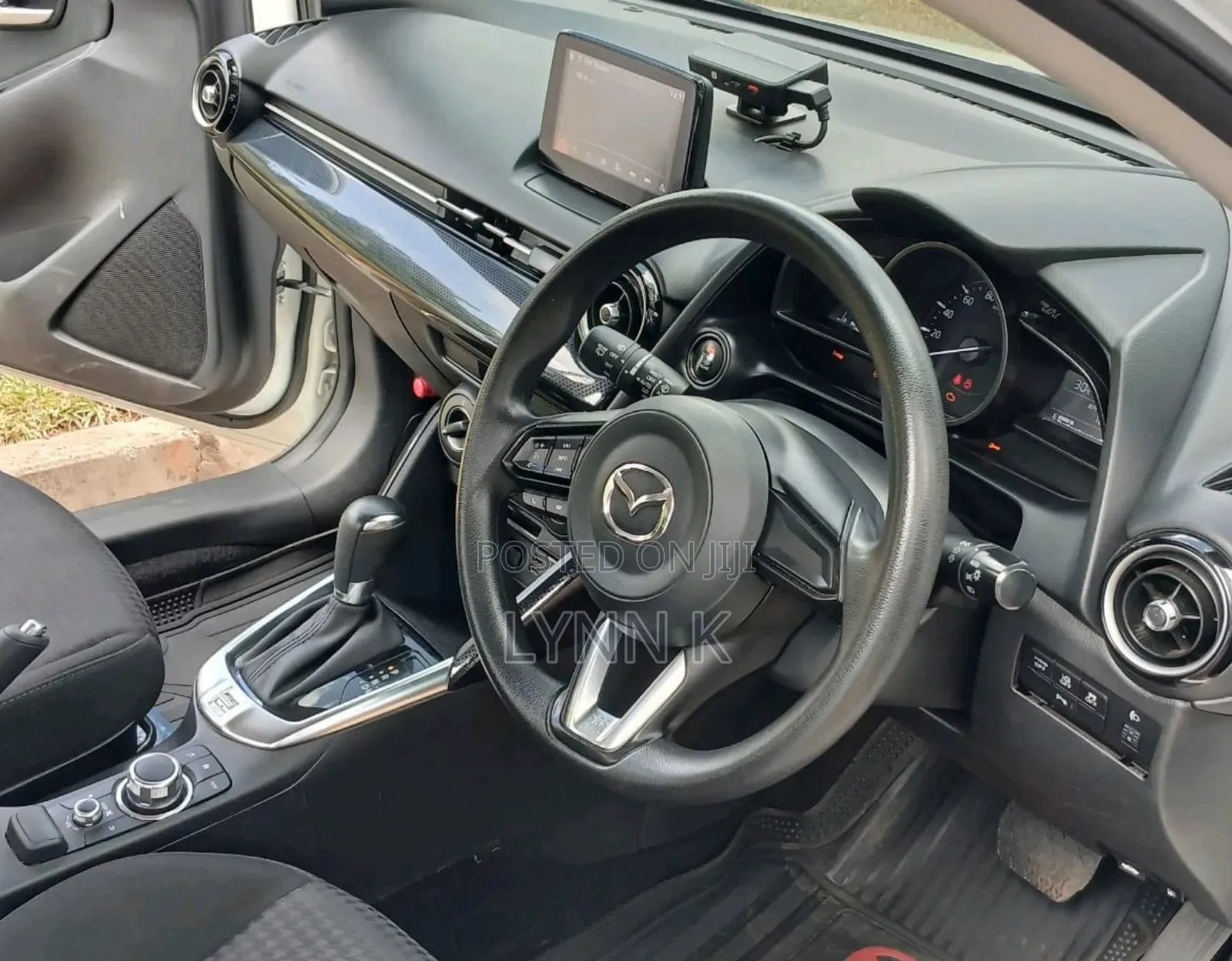 Mazda Demio 2018 White