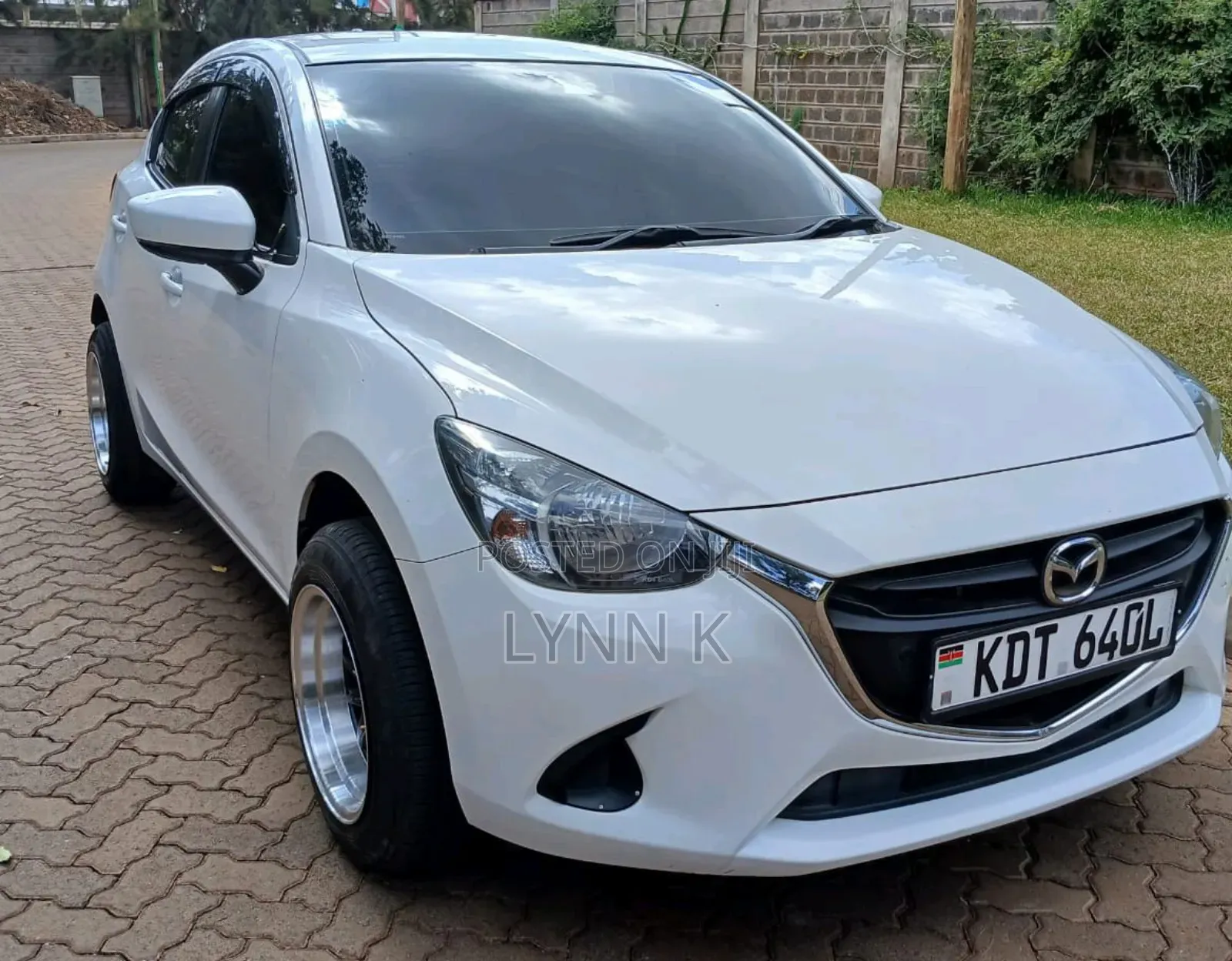 Mazda Demio 2018 White