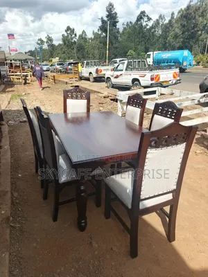 Chinese Head 6 Seater