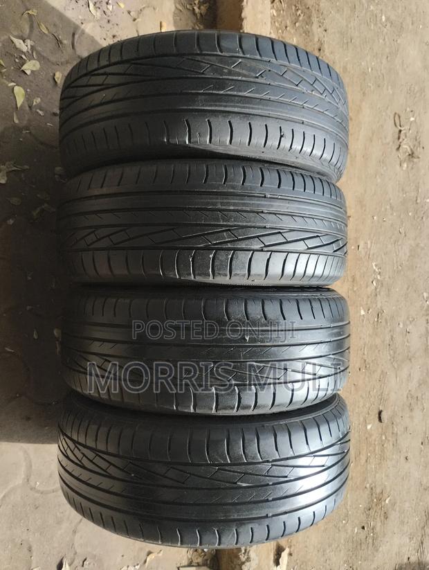 215/55r17 Goodyer