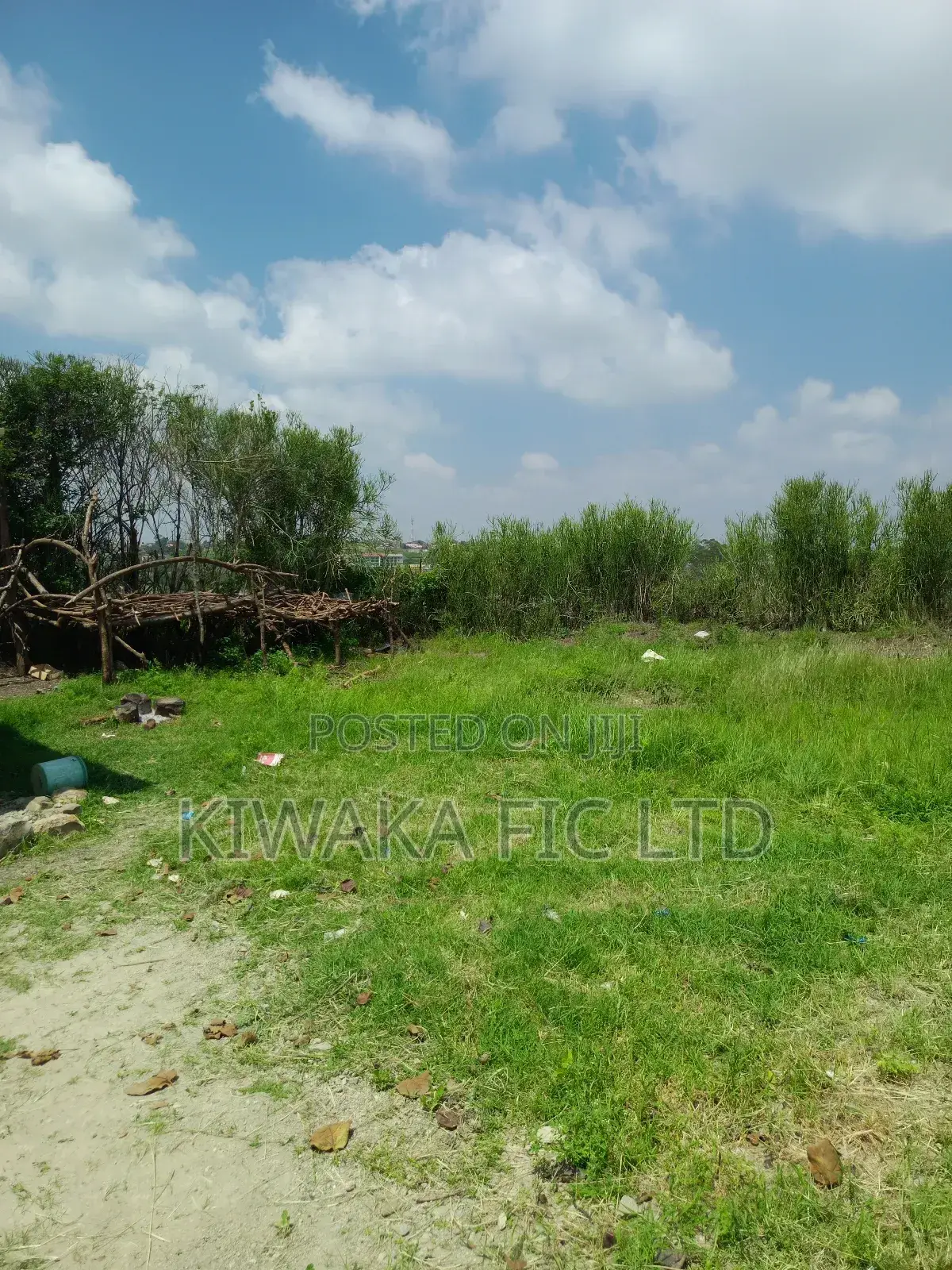 2 Acres 1.4 Km Off Eastern Bypass