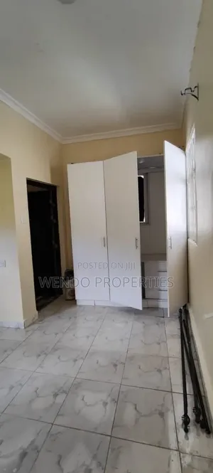 3bdrm Bungalow in Karen C for rent