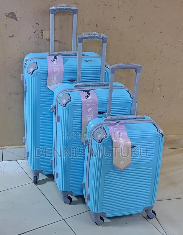 *3 in 1 Unbreakable Pp Suitcase*