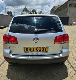 Volkswagen Touareg 2005 Silver
