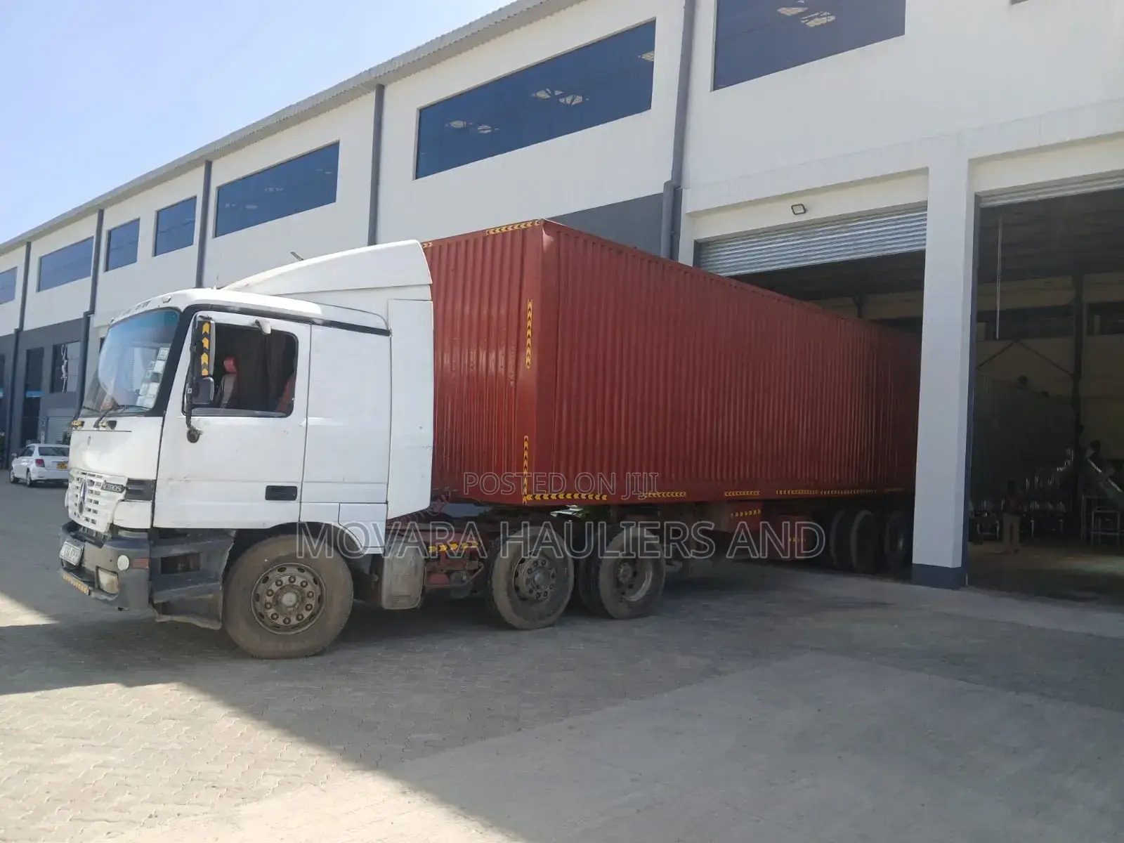 Transit Trailers for Goods Transportation Across the Borders Are Ready