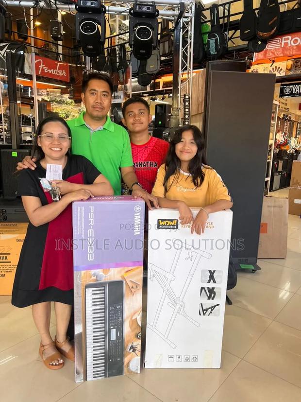 Yamaha PSR E383 Original Keyboard Complete - Metallic Adjustable Stand - main view