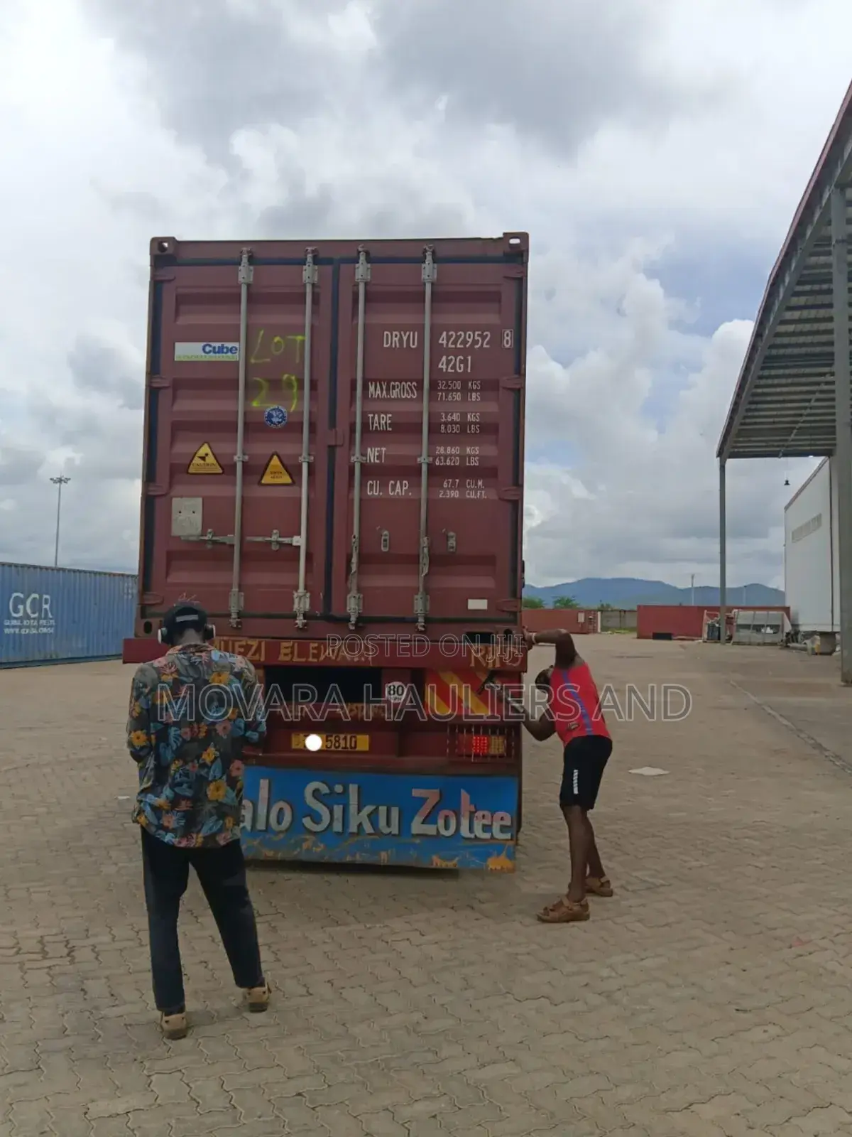 Transit Trailers for Cargo Delivery