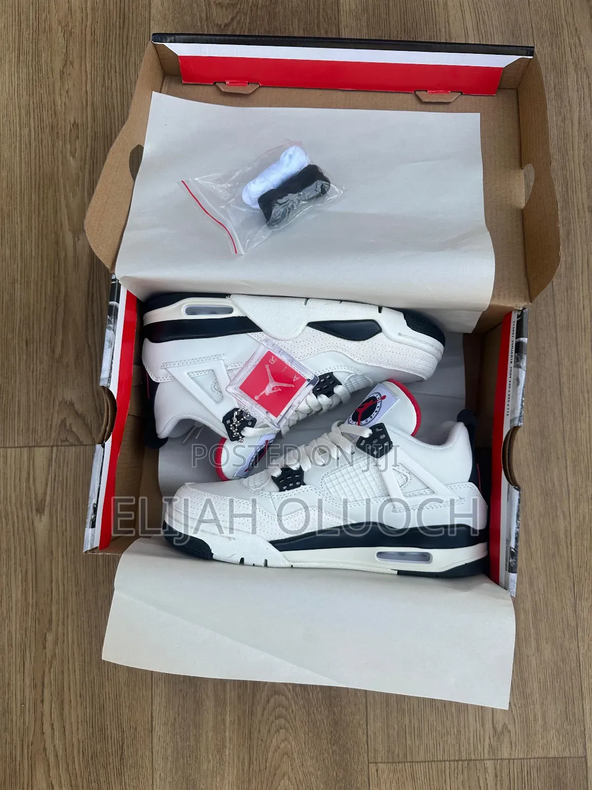 Air Jordan 4 "Flight Club"
Sizes :_38 to 45_