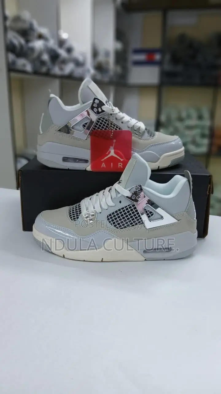 J4 Sneakers Leather