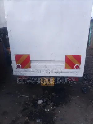 Piaggio 2022 White