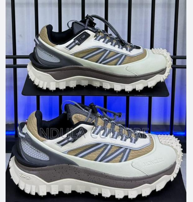 Moncler Shoes - thumbnail 3