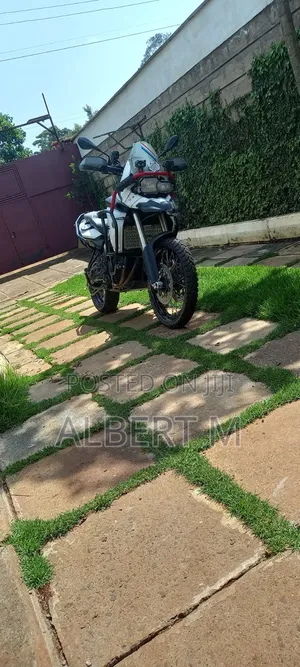BMW F 800 GS 2014 White