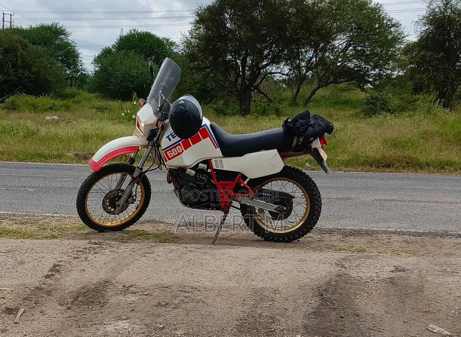 Yamaha 1987 White