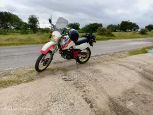 Yamaha 1987 White