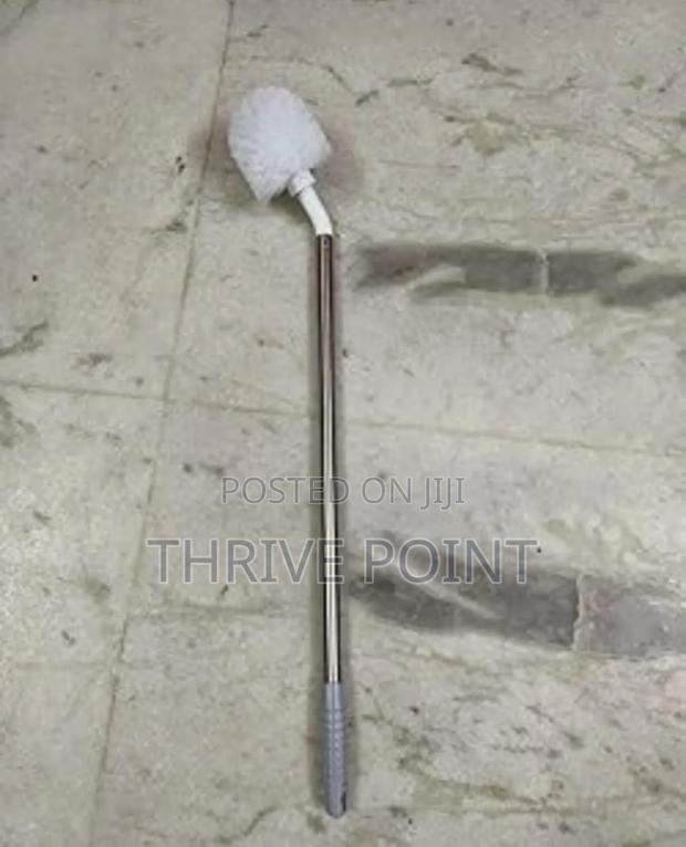 Bent Gallon Bottle Cleaning Brush