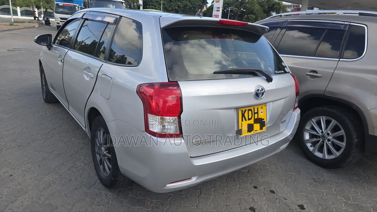 Toyota Corolla Fielder 2015 Silver