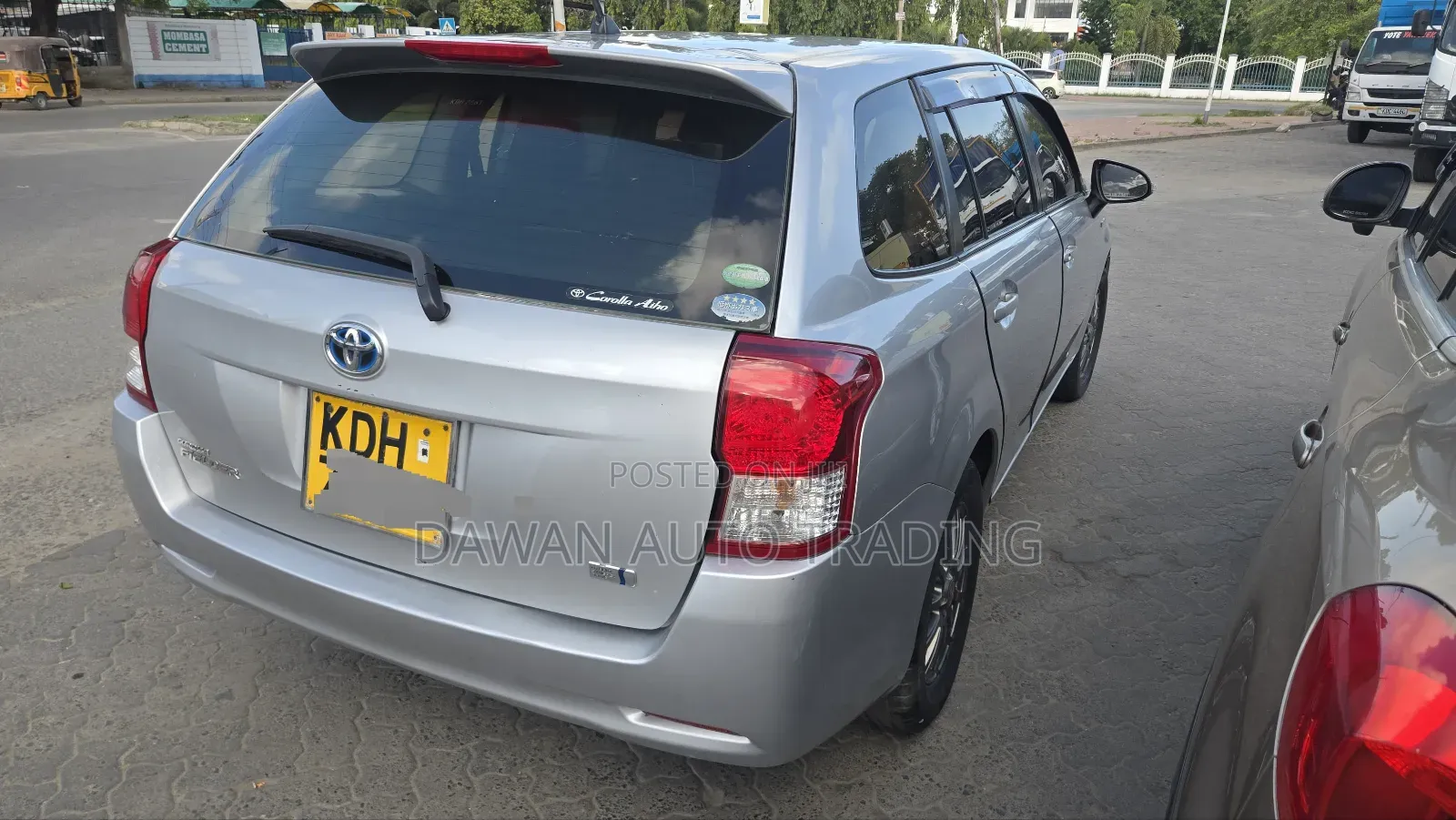 Toyota Corolla Fielder 2015 Silver
