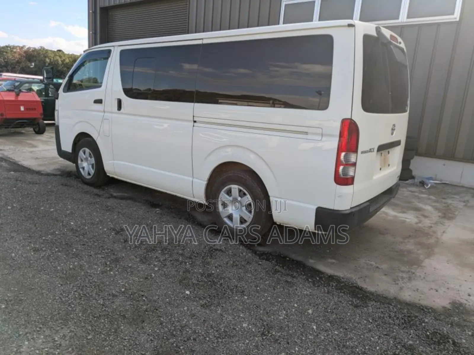 Toyota Regius 2020 White