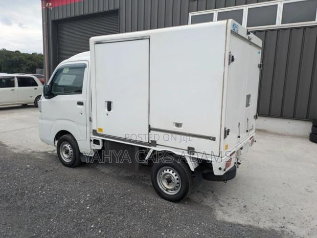 Daihatsu Hijet 2019 White